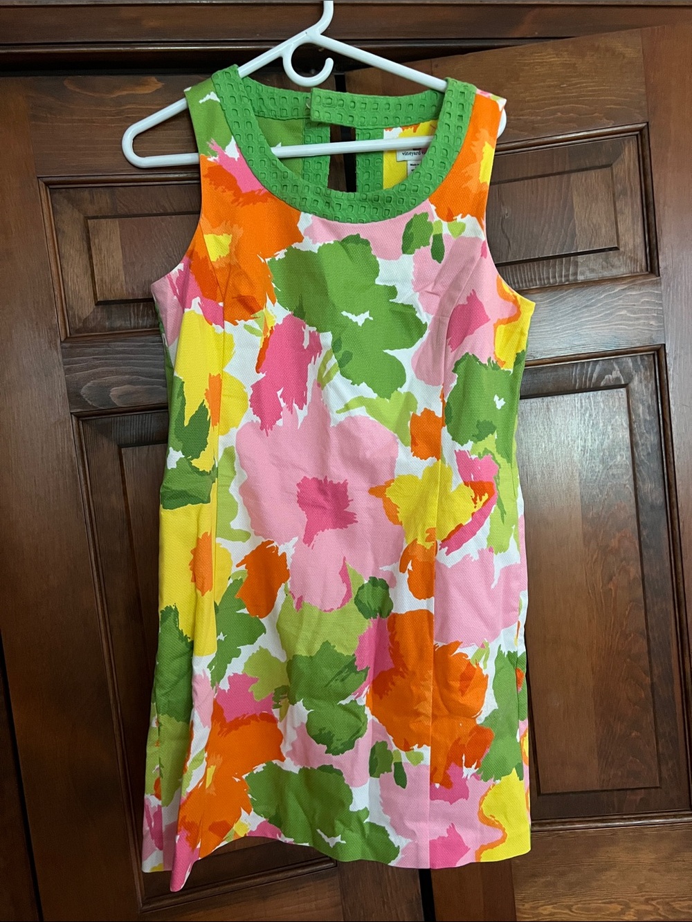 Vineyard Vines Floral Sleeveless Shift Dress in Pink & Green